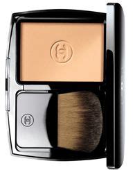 chanel vitalumiere compact makeupalley|chanel vitalumiere foundation discontinued.